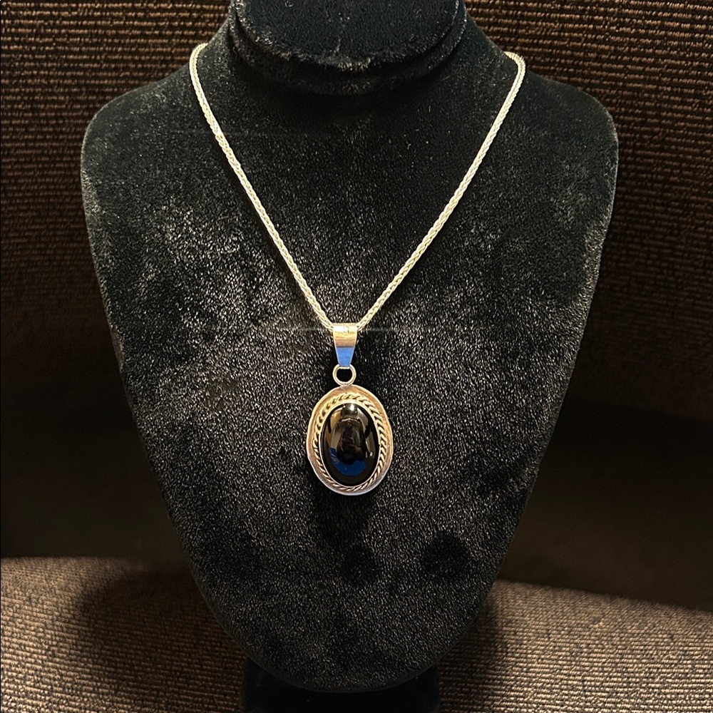 Elegant Silver and Black Pendant Necklace